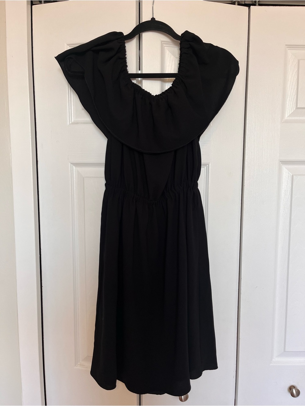 Wilfred Dress - Off the Shoulder